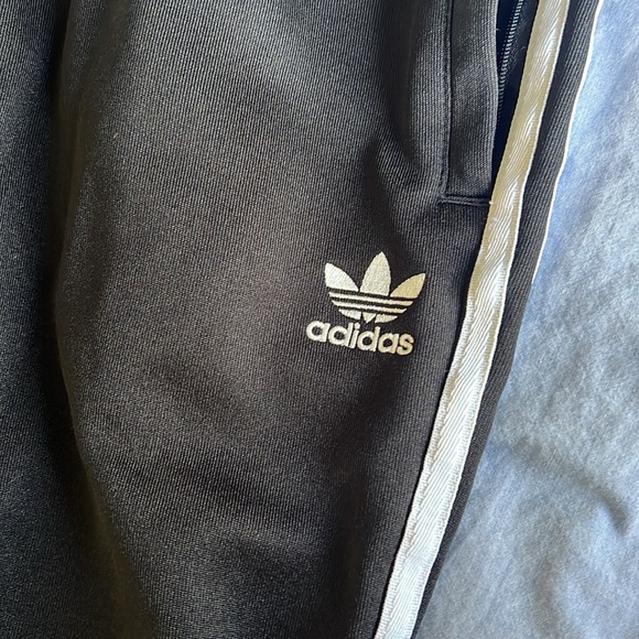 Adidas training pants - Picture 5 of 7